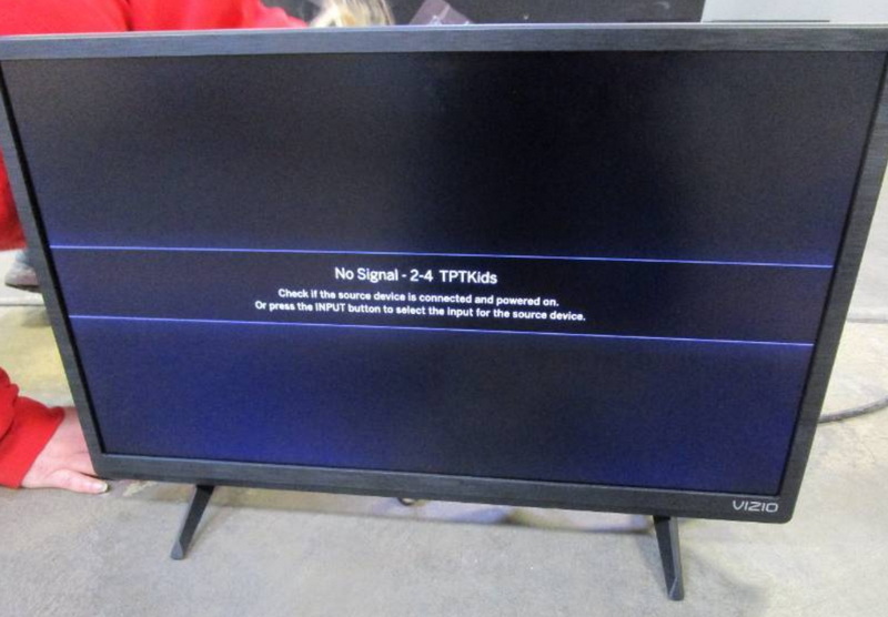 where is the signal strength indicator on a vizio tv_1