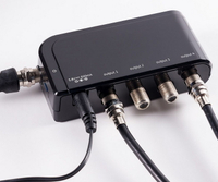 //inrorwxhpqkllj5p.ldycdn.com/cloud/llbppkjqlnsrilnjmrqmjp/how-to-install-4-way-signal-amplifier.jpg