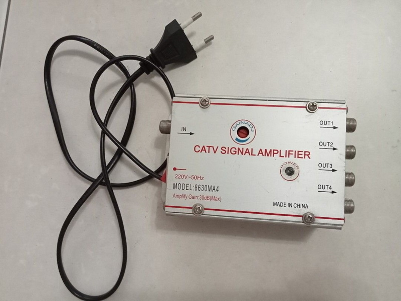 Come installare l'amplificatore del segnale CATV