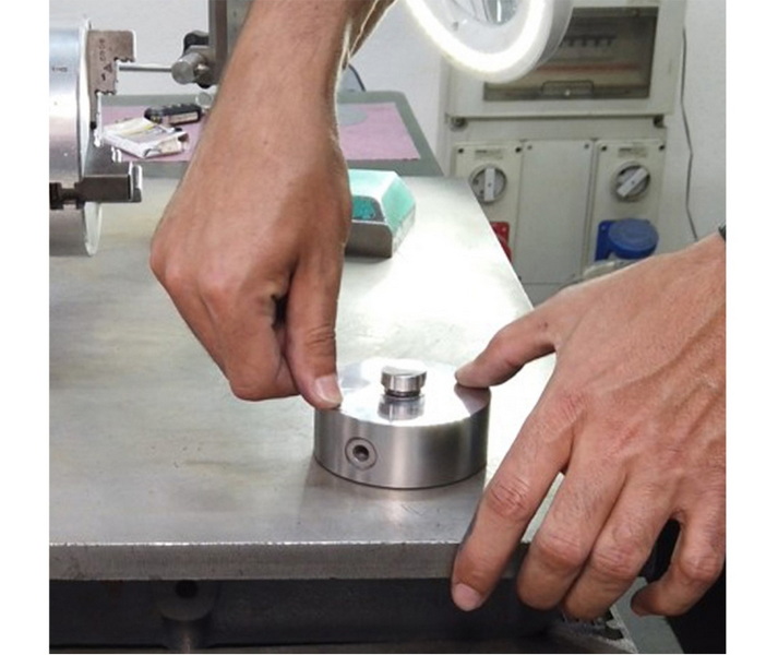 A Load Cell Made5